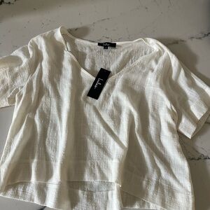 Lulu's Signorina White Short Sleeve Top